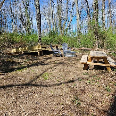 Cardinal Cove Campsite At Hocking Vacations - Tent Not Included Лоуган Екстериор снимка
