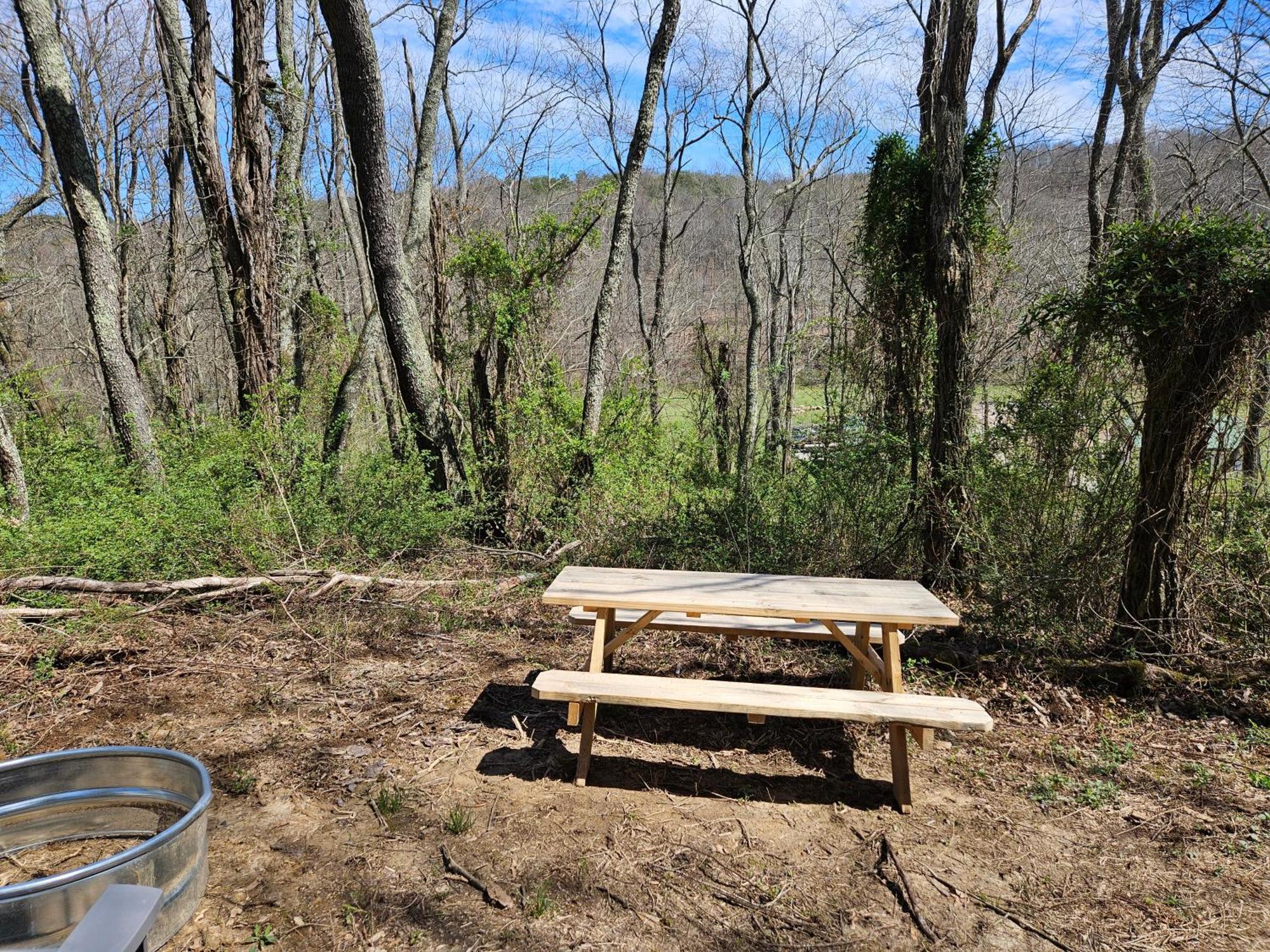 Cardinal Cove Campsite At Hocking Vacations - Tent Not Included Лоуган Екстериор снимка